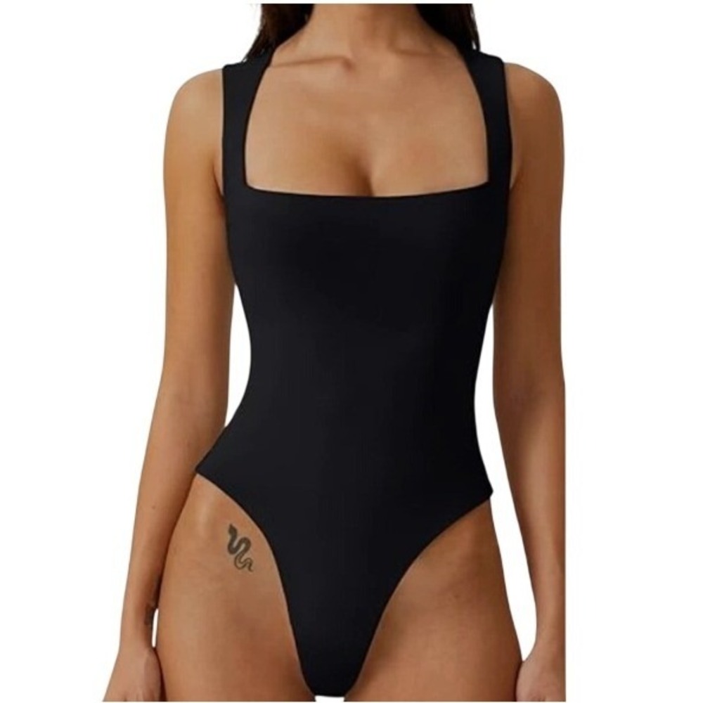Quinsen Black Square Neck Bodysuit Womens Size Small Sleeveless Stretch